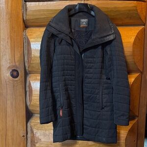 Icebreaker Black Quilted Mid-Length Puffer Jacket with Ribbed Funnel Collar